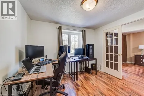 13 Gateview Drive Waterloo ON N2T 1A3