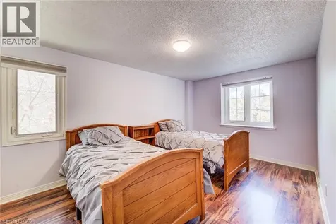 13 Gateview Drive Waterloo ON N2T 1A3