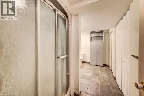 13 Gateview Drive Waterloo ON N2T 1A3