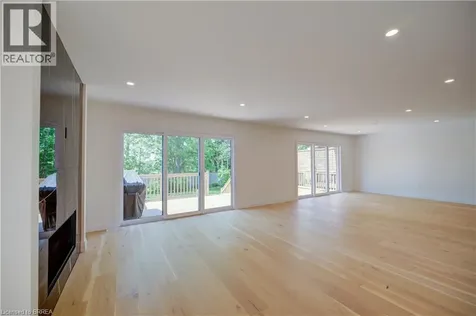 152 Dufferin Avenue Brantford ON N3T 4R3