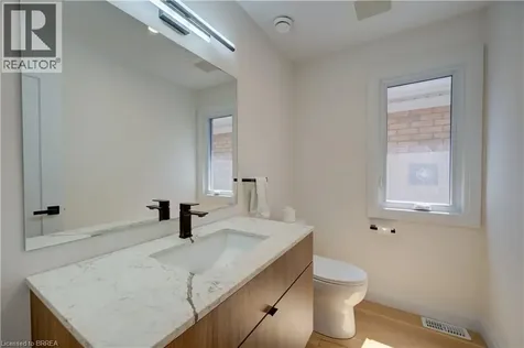 152 Dufferin Avenue Brantford ON N3T 4R3