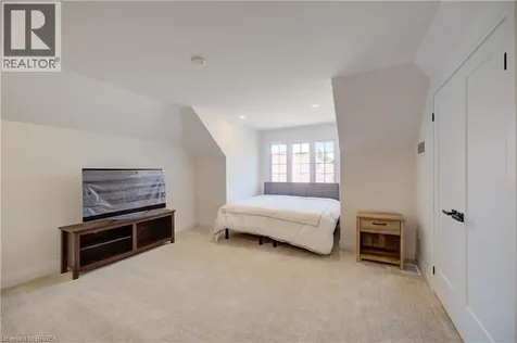 152 Dufferin Avenue Brantford ON N3T 4R3