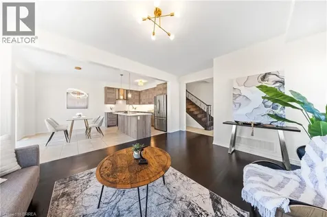 1 Bee Crescent Brantford ON N3T 0V7