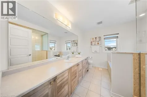 1 Bee Crescent Brantford ON N3T 0V7