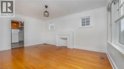 30 Third Avenue St. Thomas ON N5R 4J9