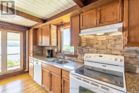 375 Champlain Road Penetanguishene ON L9M 1S3