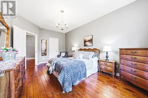 105 Pinebrook Circle Caledon ON L7C 1C5