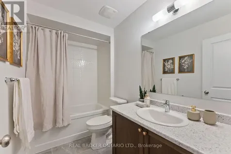 6 Howard Williams Court Uxbridge ON L9P 0R2