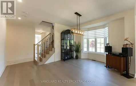 158 Scarlet Way Bradford West Gwillimbury ON L3Z 4J2