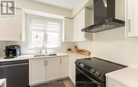 158 Scarlet Way Bradford West Gwillimbury ON L3Z 4J2