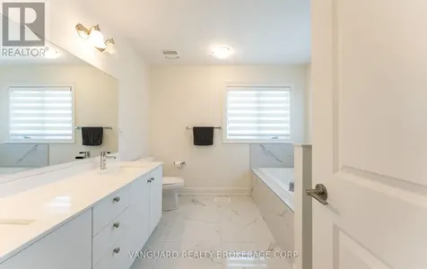 158 Scarlet Way Bradford West Gwillimbury ON L3Z 4J2