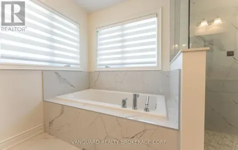 158 Scarlet Way Bradford West Gwillimbury ON L3Z 4J2