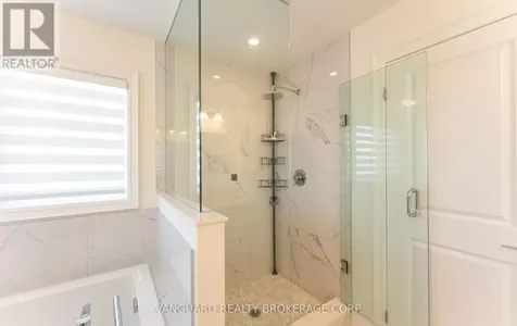 158 Scarlet Way Bradford West Gwillimbury ON L3Z 4J2