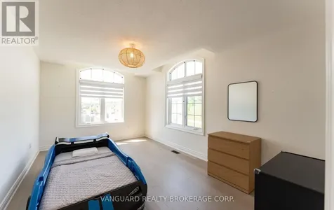 158 Scarlet Way Bradford West Gwillimbury ON L3Z 4J2