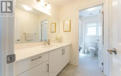 158 Scarlet Way Bradford West Gwillimbury ON L3Z 4J2