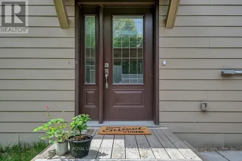 6 Hilda Street Ottawa ON K1Y 2A9