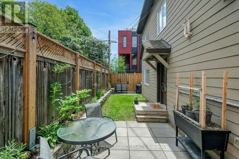 6 Hilda Street Ottawa ON K1Y 2A9