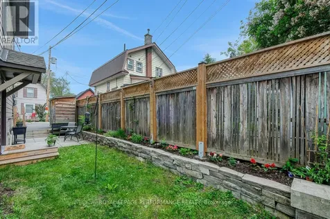 6 Hilda Street Ottawa ON K1Y 2A9