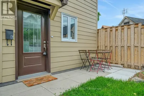 6 Hilda Street Ottawa ON K1Y 2A9