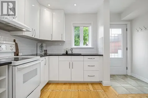 6 Hilda Street Ottawa ON K1Y 2A9