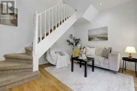 6 Hilda Street Ottawa ON K1Y 2A9