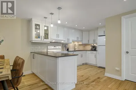 6 Hilda Street Ottawa ON K1Y 2A9
