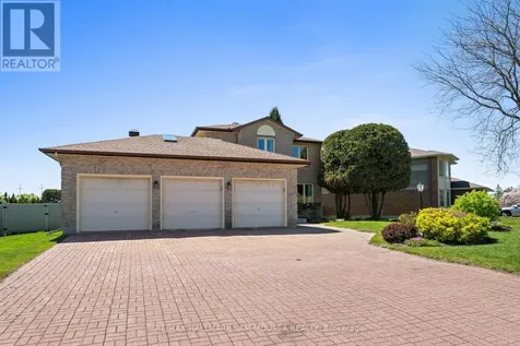 1 Willow Glen Drive Ottawa ON K2M 1L3