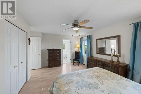 1 Willow Glen Drive Ottawa ON K2M 1L3