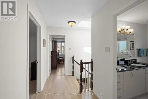 1 Willow Glen Drive Ottawa ON K2M 1L3