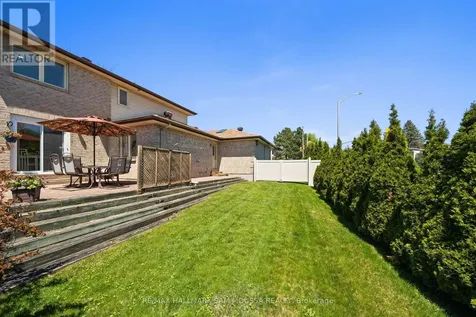 1 Willow Glen Drive Ottawa ON K2M 1L3