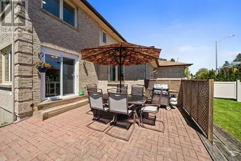 1 Willow Glen Drive Ottawa ON K2M 1L3