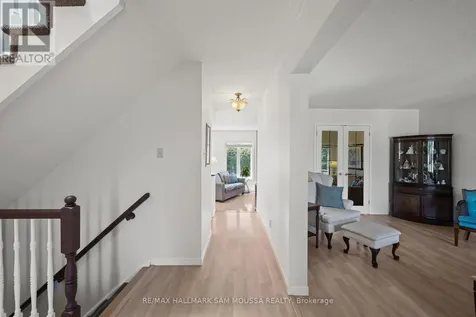 1 Willow Glen Drive Ottawa ON K2M 1L3