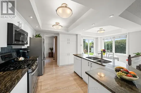 1 Willow Glen Drive Ottawa ON K2M 1L3
