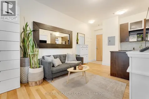 360 Cumberland Street Ottawa ON K1N 0B1