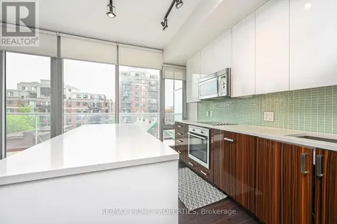 300 Lisgar Street Ottawa ON K2P 0E2