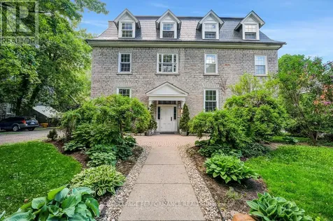 315 Daly Avenue Ottawa ON K1N 6G6