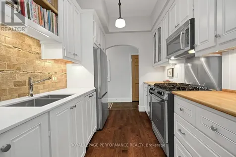 315 Daly Avenue Ottawa ON K1N 6G6