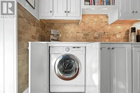 315 Daly Avenue Ottawa ON K1N 6G6