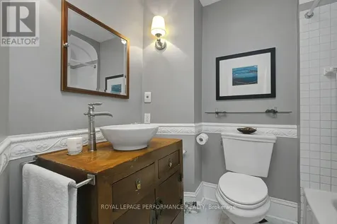 315 Daly Avenue Ottawa ON K1N 6G6
