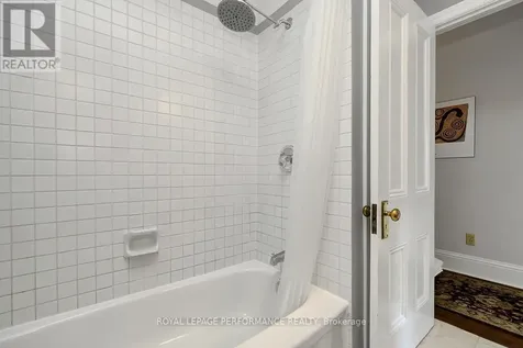 315 Daly Avenue Ottawa ON K1N 6G6