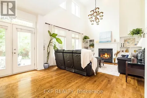 36 Oakbriar Crescent Ottawa ON K2J 5G1