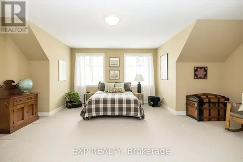 36 Oakbriar Crescent Ottawa ON K2J 5G1