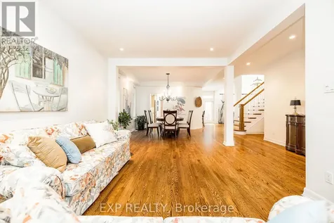 36 Oakbriar Crescent Ottawa ON K2J 5G1