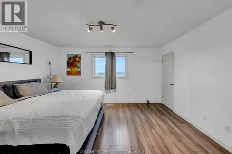 20 Phair Crescent London ON N5Z 5B5
