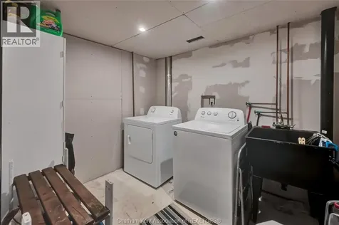 20 Phair Crescent London ON N5Z 5B5