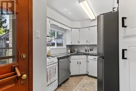 46 Gladstone Avenue St. Thomas ON N5R 2L6