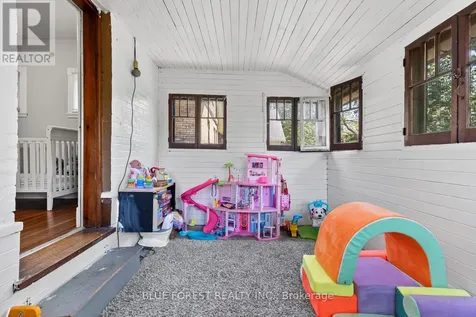 46 Gladstone Avenue St. Thomas ON N5R 2L6