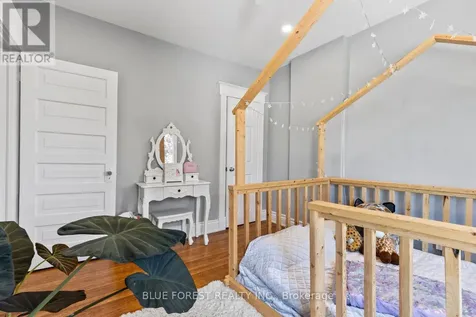 46 Gladstone Avenue St. Thomas ON N5R 2L6