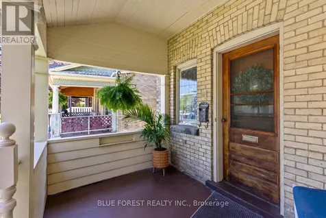 46 Gladstone Avenue St. Thomas ON N5R 2L6