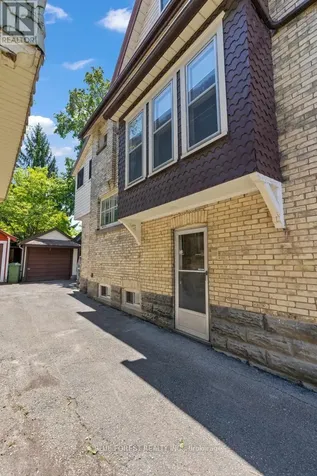 46 Gladstone Avenue St. Thomas ON N5R 2L6